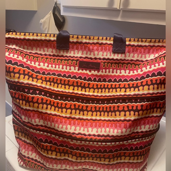 VERA BRADLEY Lighten Up Expandable Travel Weekender Bag - Picture 15 of 15